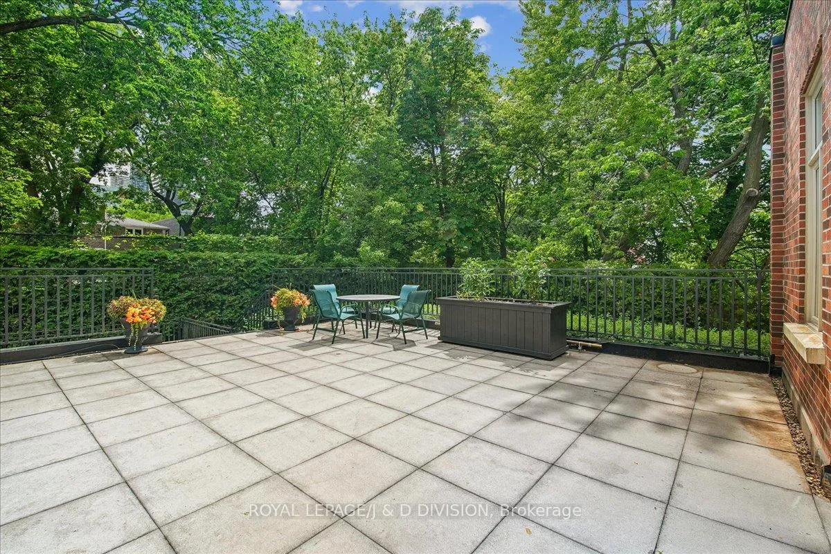 Photo 26 of Unit 112, 65 Sheldrake Boulevard, Toronto, Mount Pleasant East — HOMEH