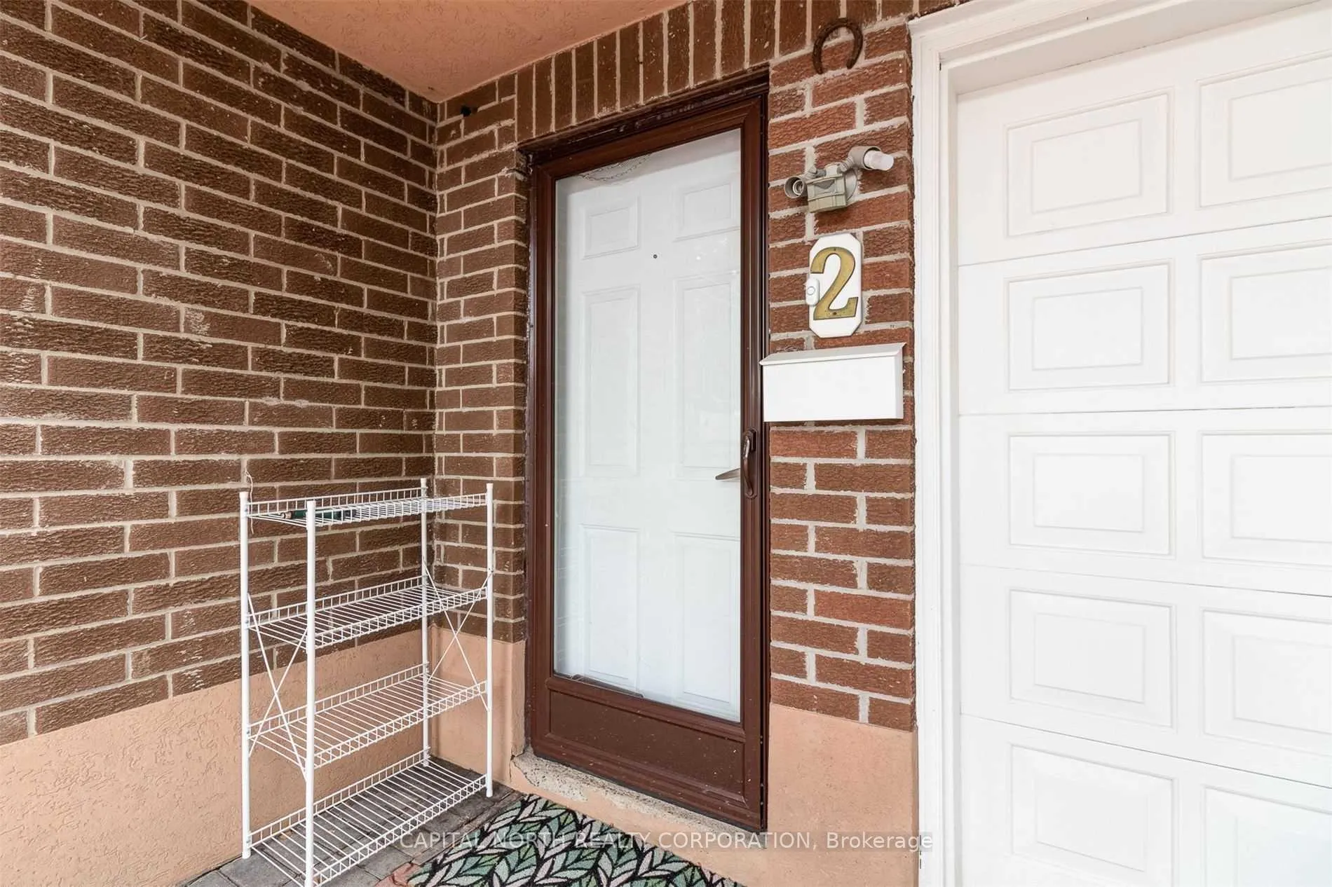 Photo 2 of 2 Imperial Court, Vaughan, East Woodbridge — HOMEH