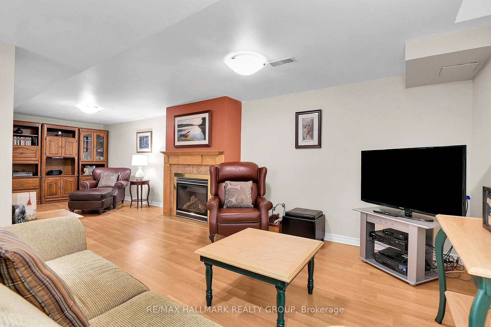 Photo 26 of 716 Levac Drive, Ottawa, Fallingbrook/Pineridge — HOMEH