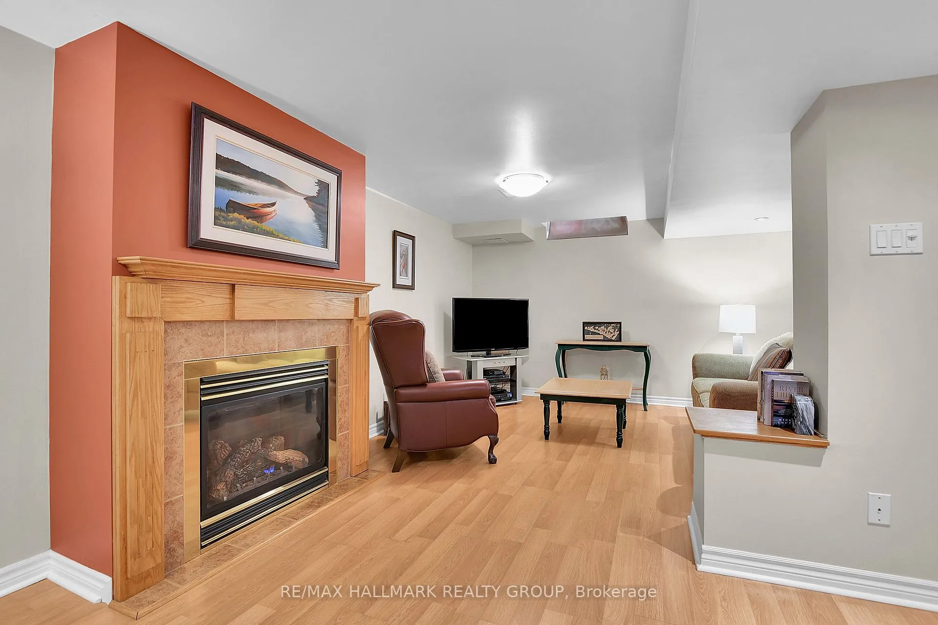 Photo 27 of 716 Levac Drive, Ottawa, Fallingbrook/Pineridge — HOMEH