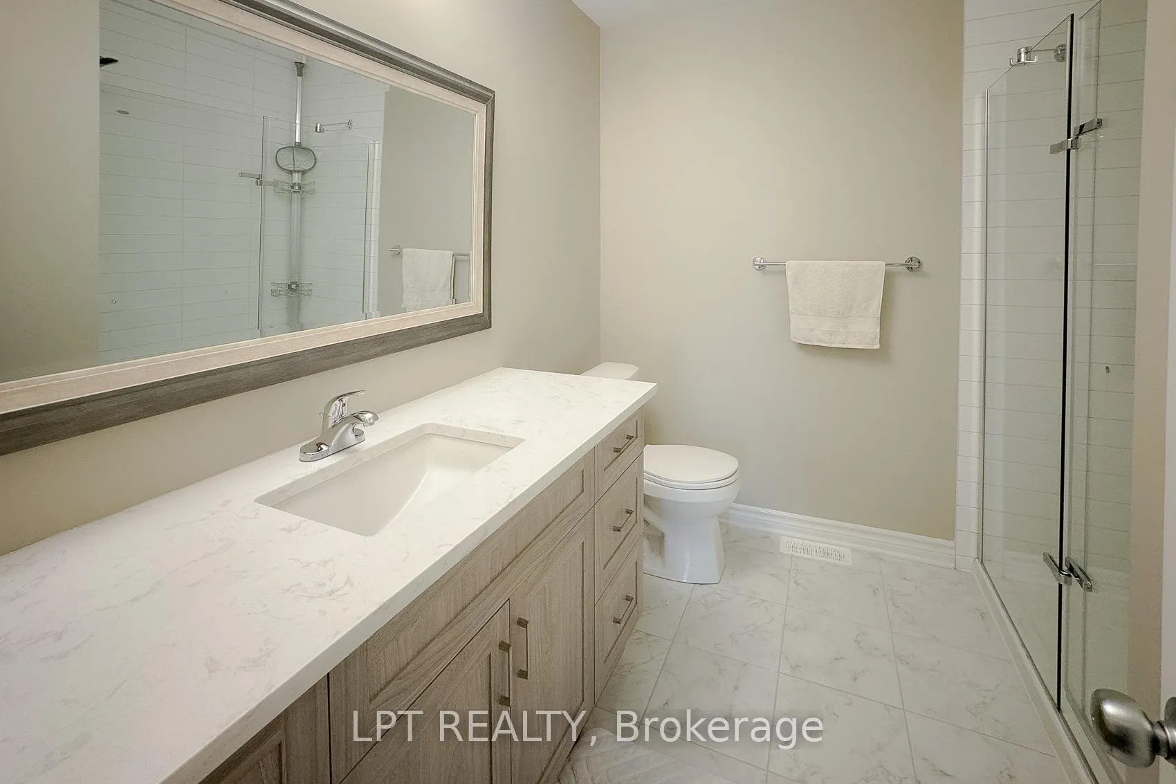 Photo 20 of 552 Labrador Crescent, Ottawa, Blossom Park/Kemp Park/Findlay Creek — HOMEH