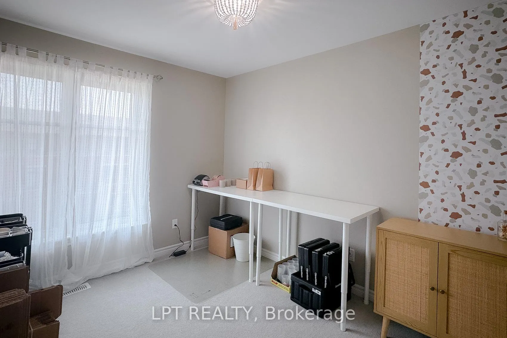 Photo 23 of 552 Labrador Crescent, Ottawa, Blossom Park/Kemp Park/Findlay Creek — HOMEH