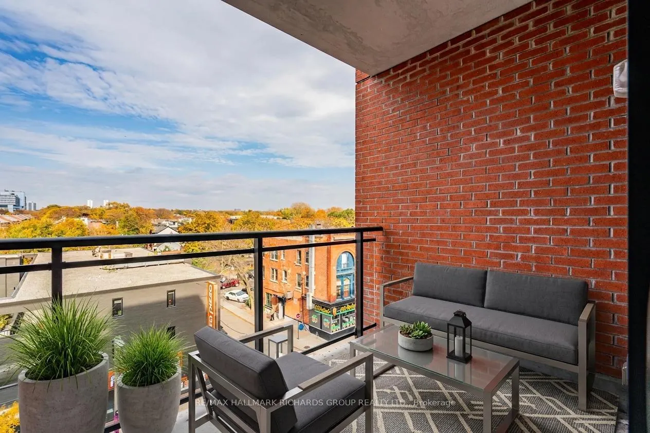 Photo 9 of Unit 401, 665 Queen Street E, Toronto, South Riverdale — HOMEH