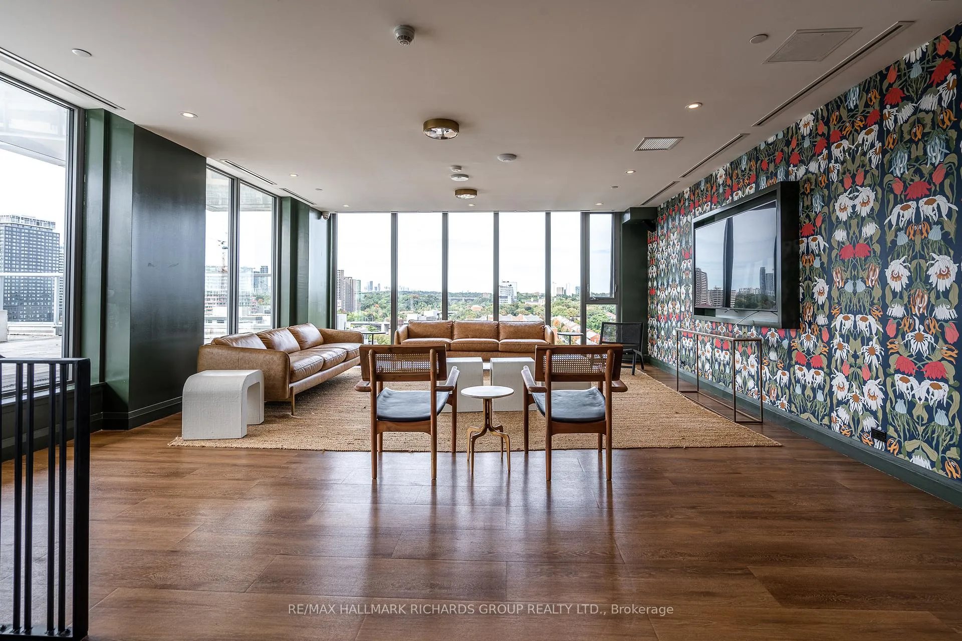 Photo 17 of Unit 401, 665 Queen Street E, Toronto, South Riverdale — HOMEH