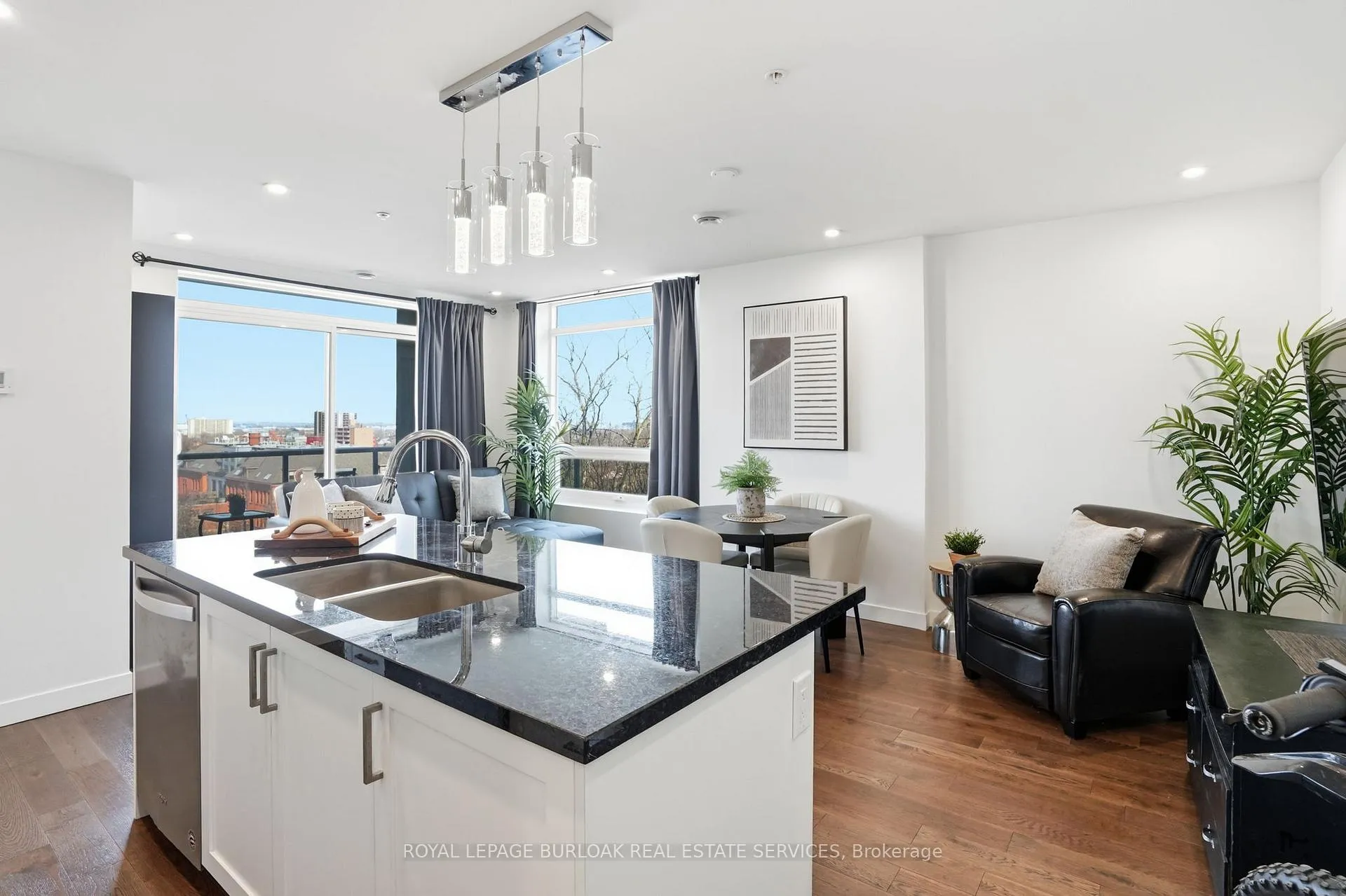 Photo 6 of Unit 307, 467 Charlton Avenue E, Hamilton, Stinson — HOMEH