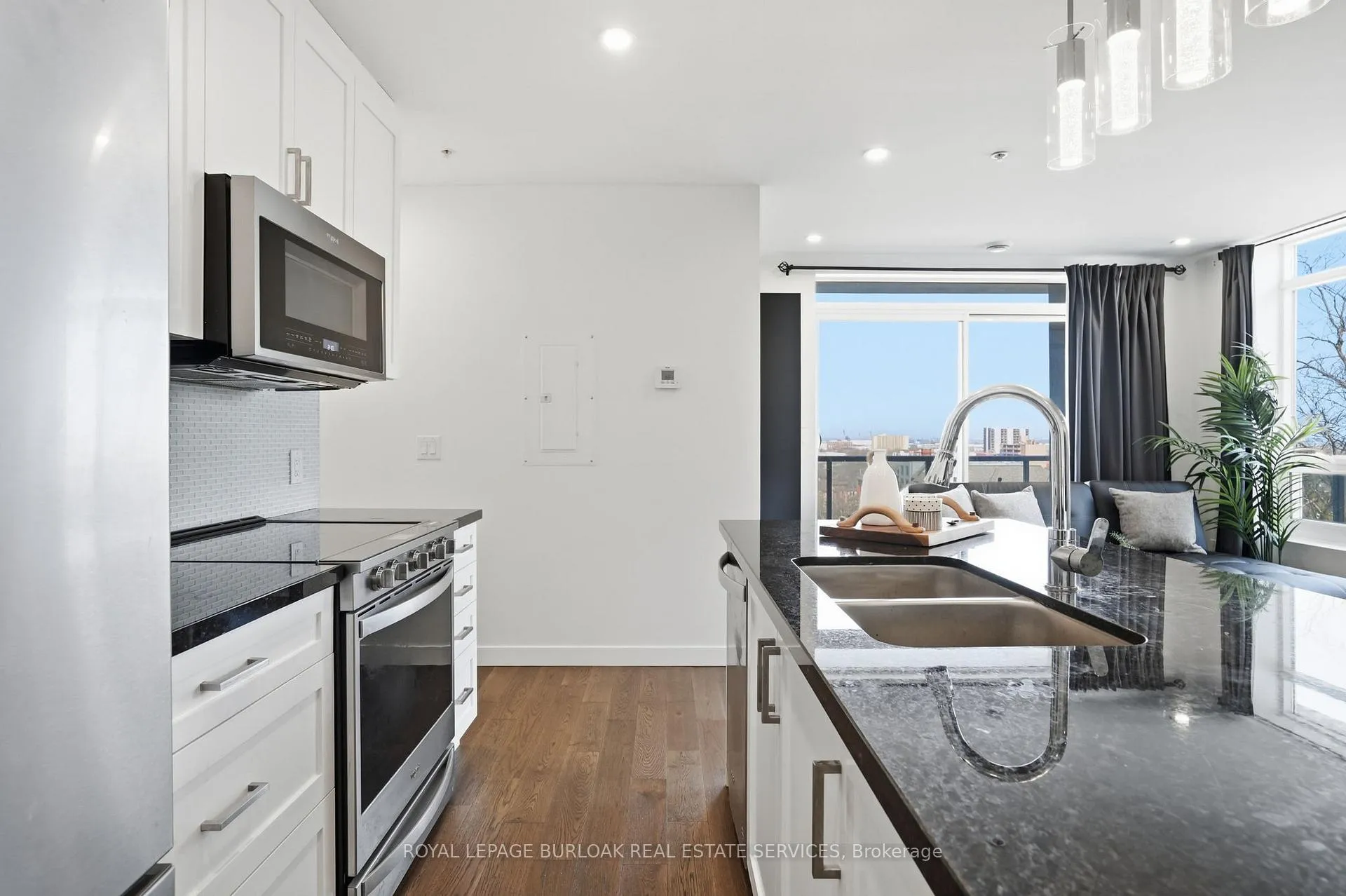 Photo 7 of Unit 307, 467 Charlton Avenue E, Hamilton, Stinson — HOMEH