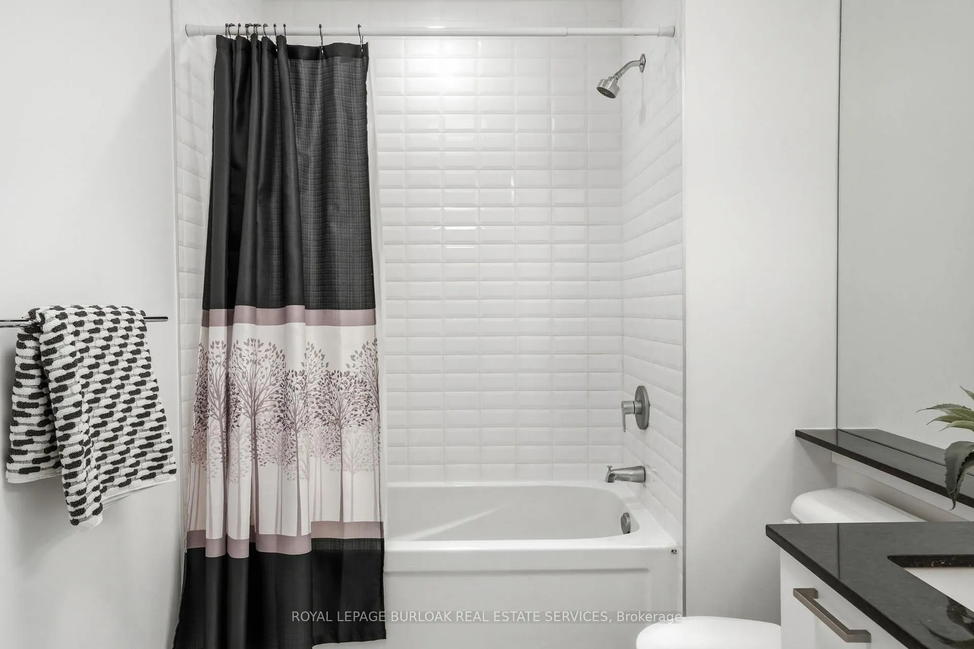 Photo 24 of Unit 307, 467 Charlton Avenue E, Hamilton, Stinson — HOMEH