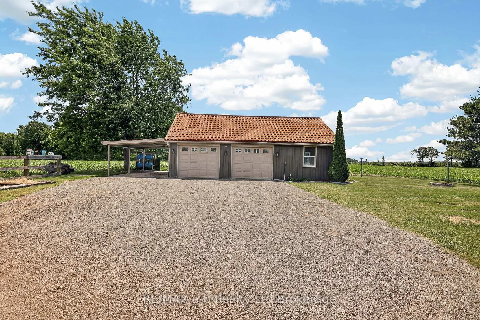 Photo 7 of 410 2nd Concession Road, Norfolk, Rural Middleton — HOMEH