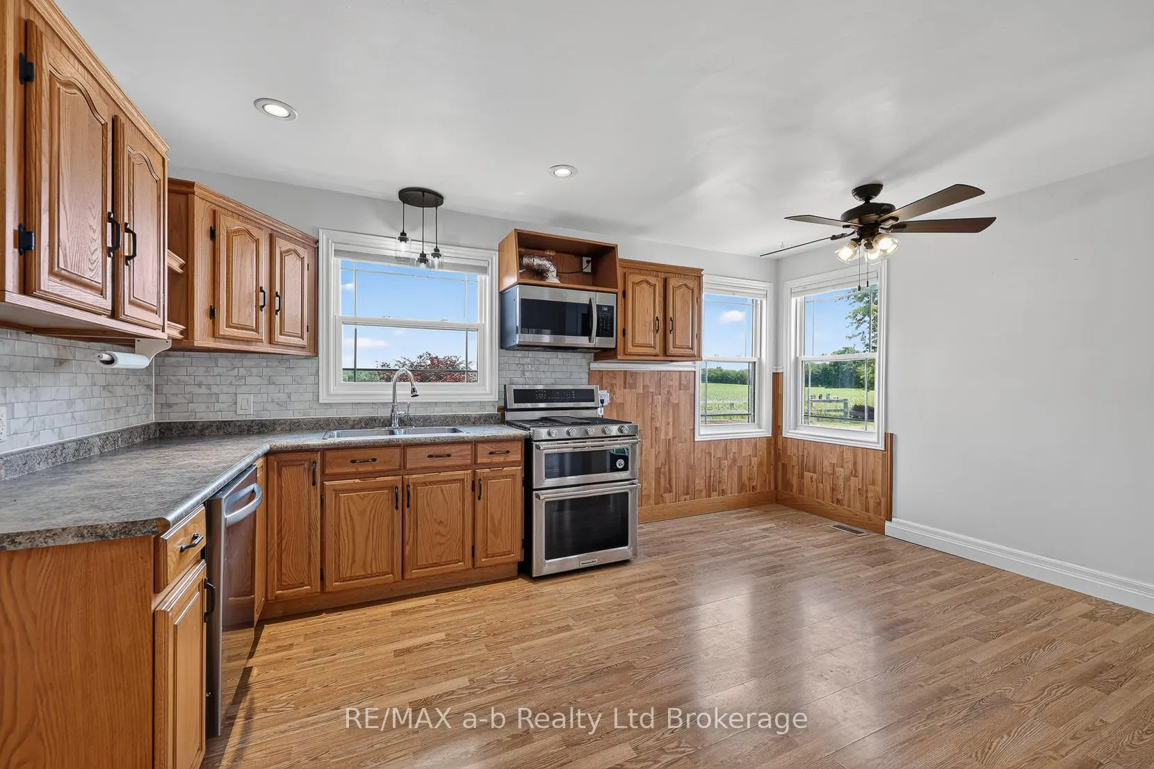 Photo 8 of 410 2nd Concession Road, Norfolk, Rural Middleton — HOMEH