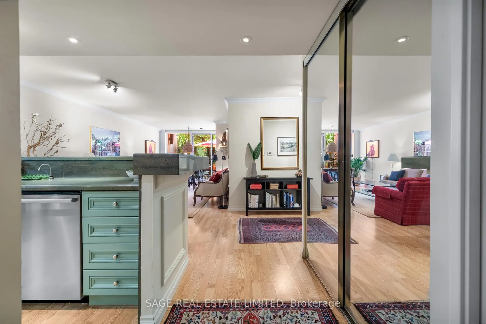 Photo 5 of Unit 101, 225 Davenport Road, Toronto, The Annex — HOMEH