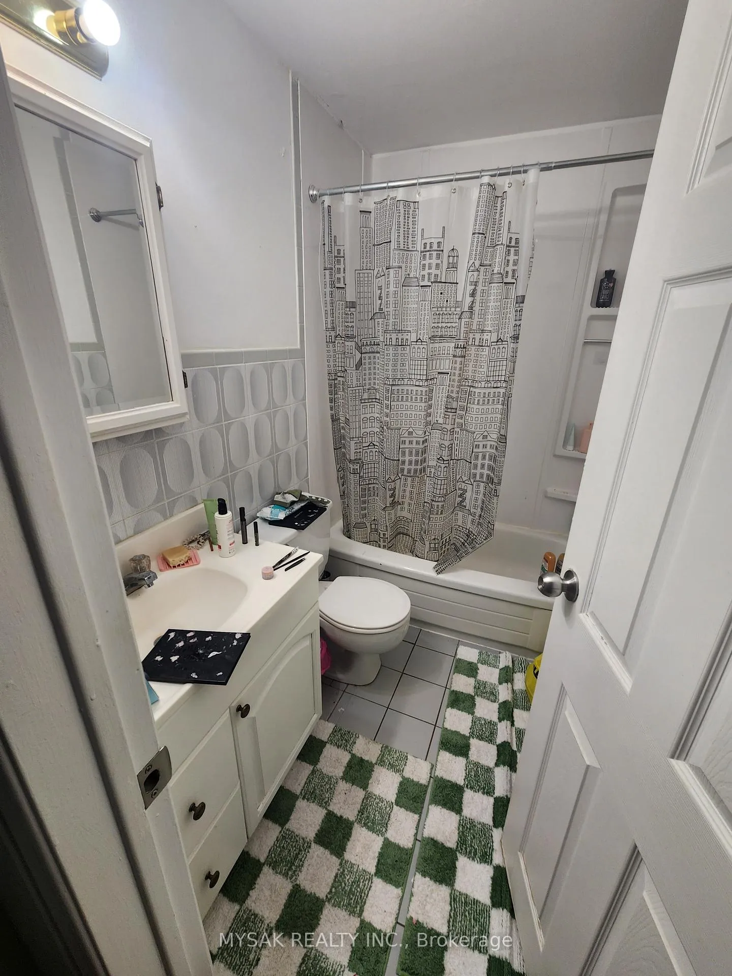 Photo 8 of 144 Coxwell Avenue, Toronto, Greenwood-Coxwell — HOMEH