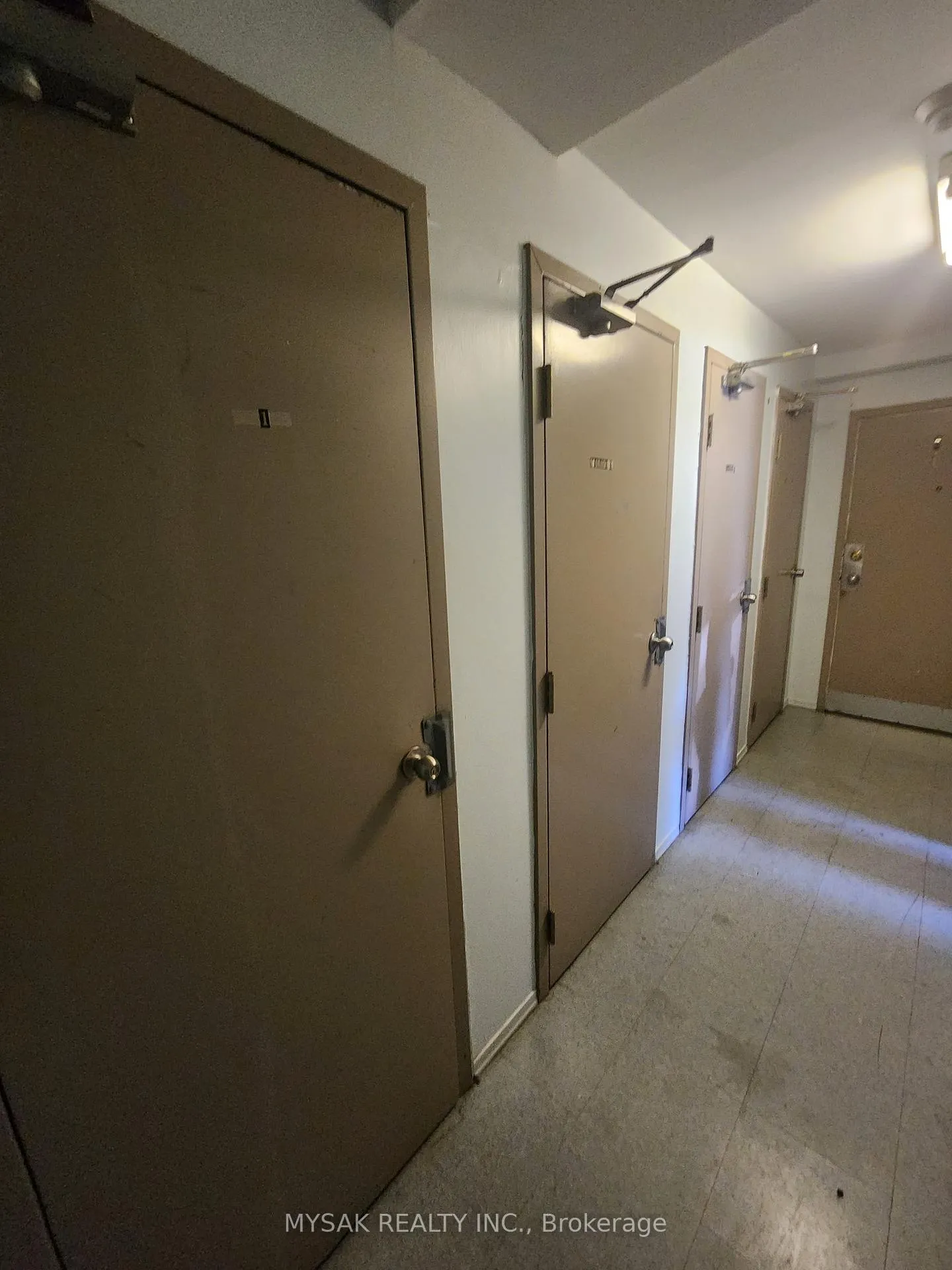 Photo 17 of 144 Coxwell Avenue, Toronto, Greenwood-Coxwell — HOMEH