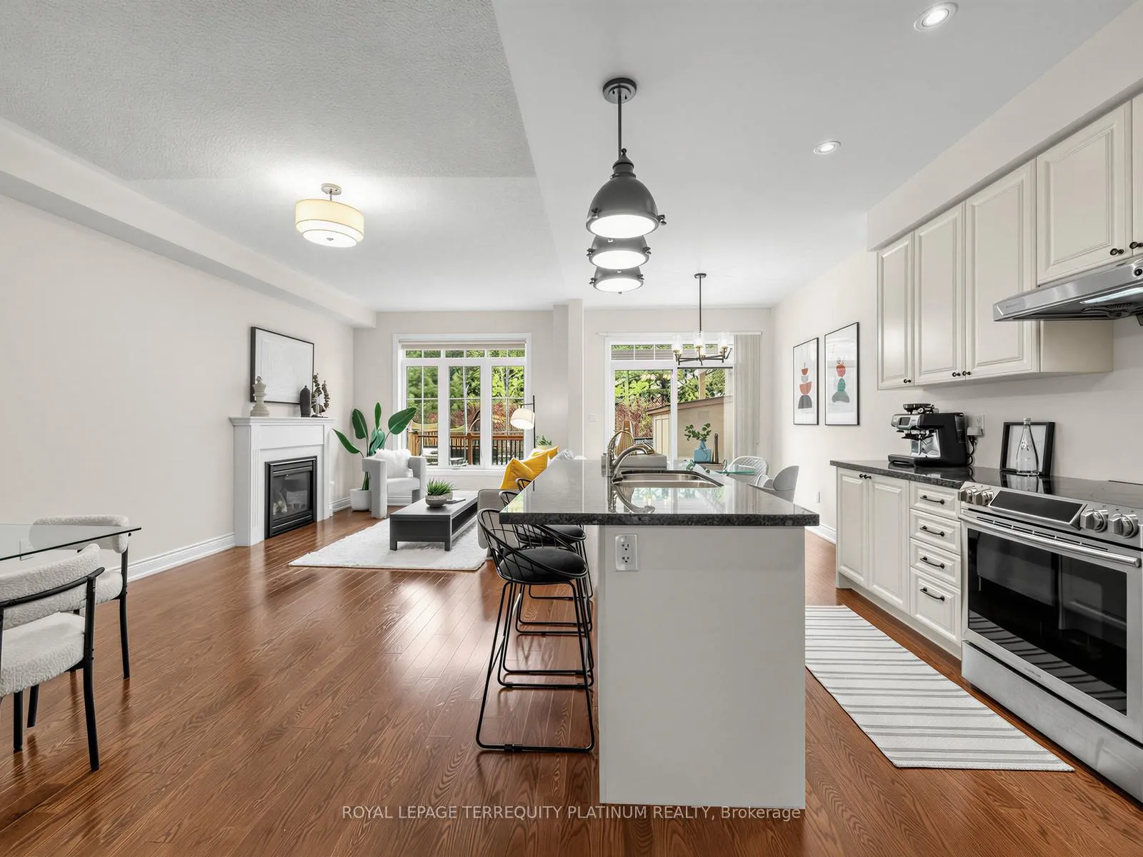 Photo 11 of 12 Mack Clement Lane, Richmond Hill, Westbrook — HOMEH