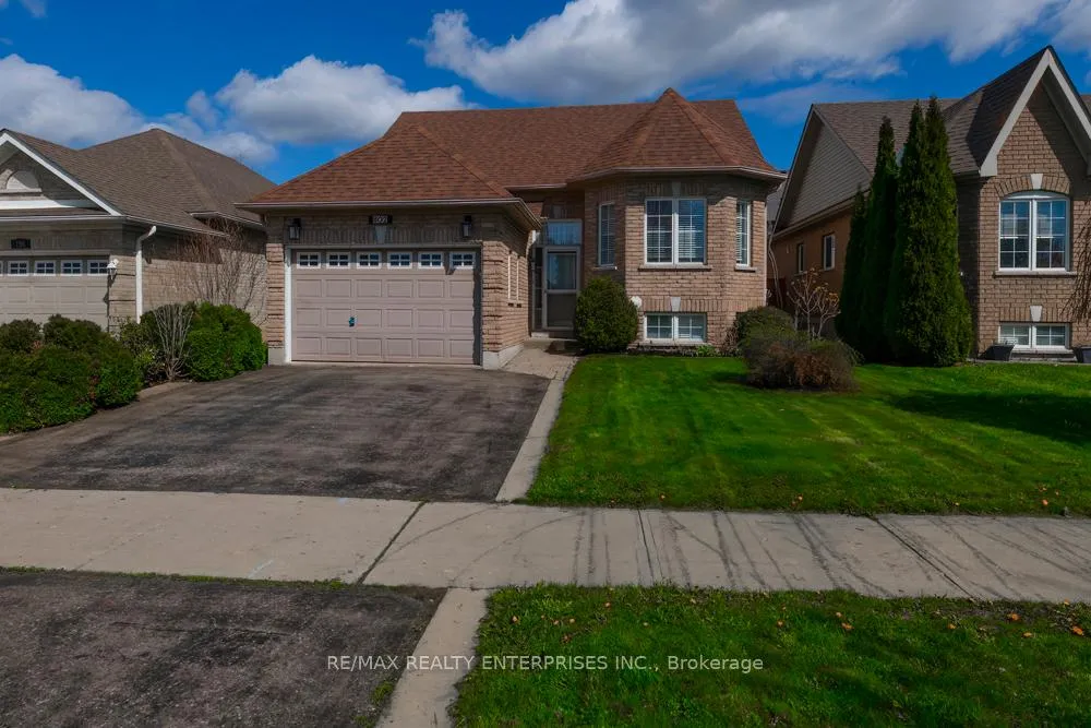 Photo 24 of 802 Coldstream Drive, Oshawa, Samac — HOMEH
