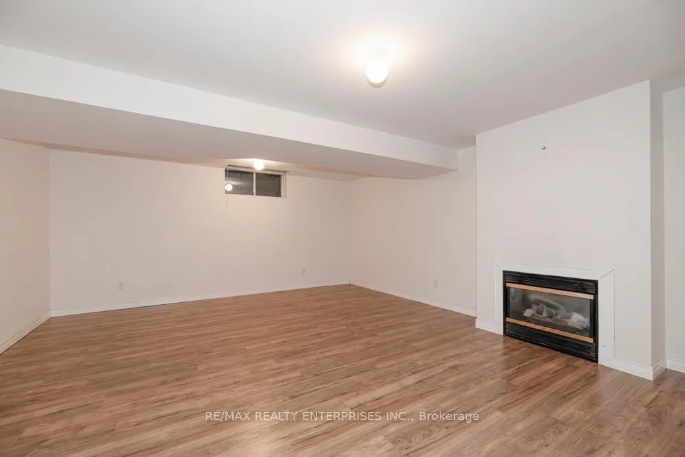 Photo 18 of 802 Coldstream Drive, Oshawa, Samac — HOMEH