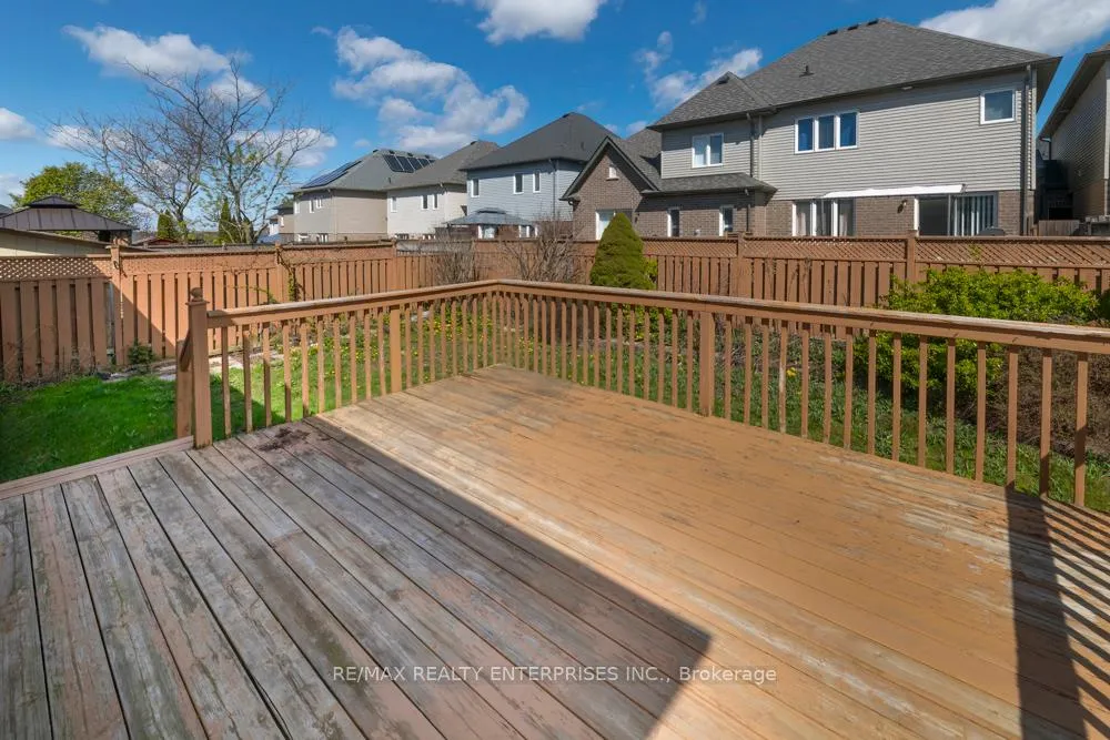 Photo 23 of 802 Coldstream Drive, Oshawa, Samac — HOMEH