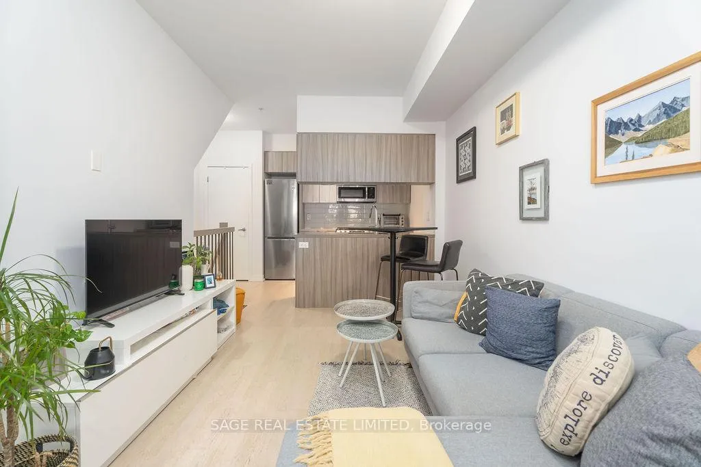 Front of Unit Th3, 150 Broadview Avenue