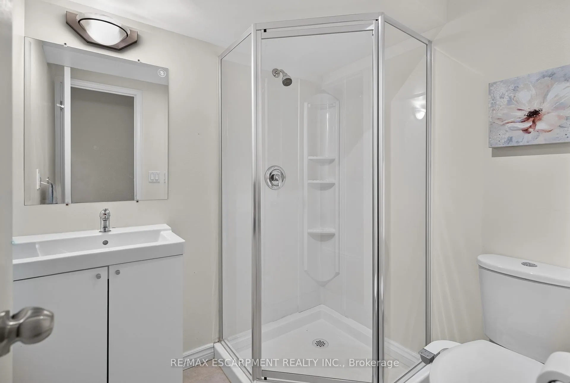 Photo 25 of 5302 Picketts Way, Burlington, Orchard — HOMEH