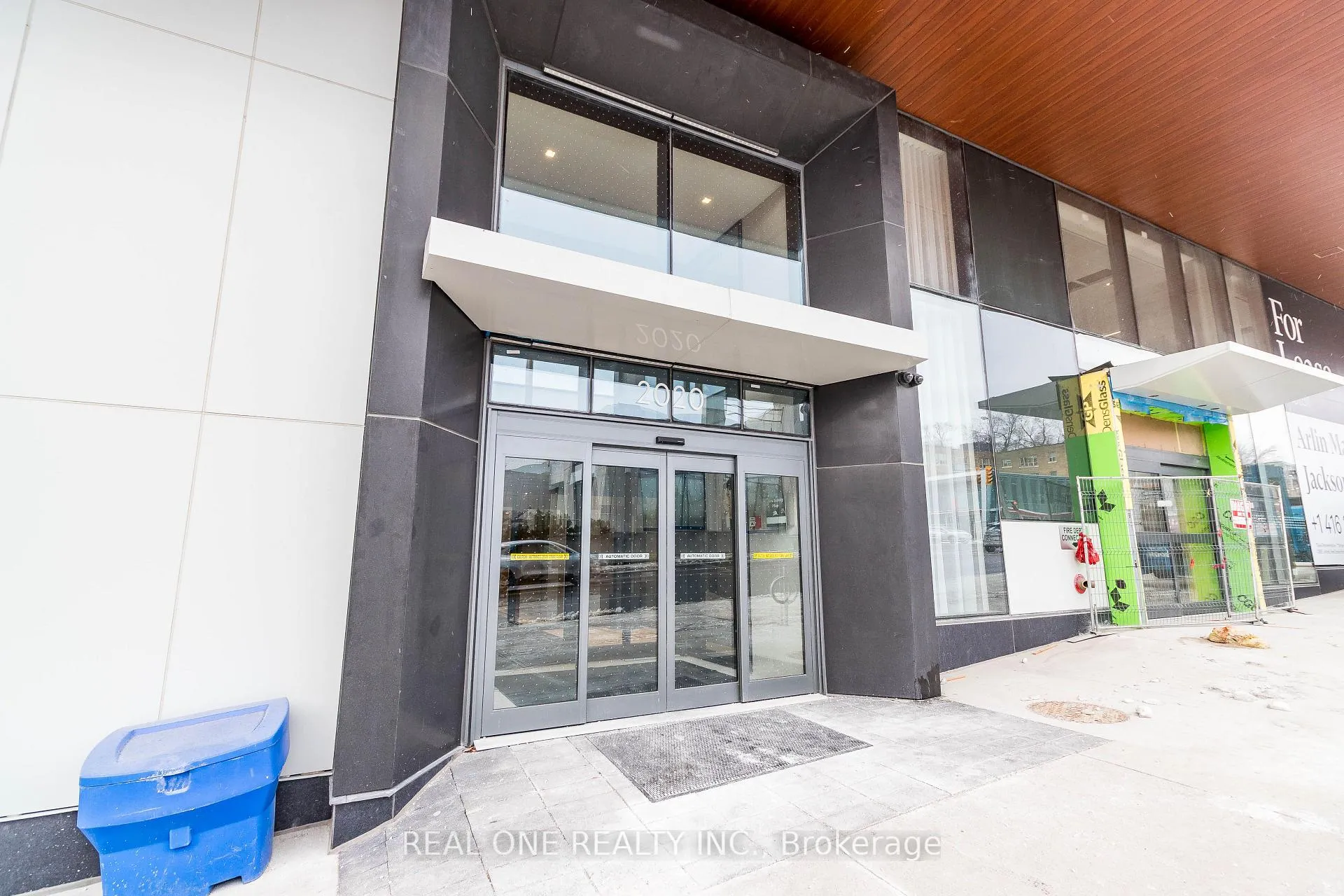 Photo 2 of Unit 722, 2020 Bathurst Street, Toronto, Humewood-Cedarvale — HOMEH
