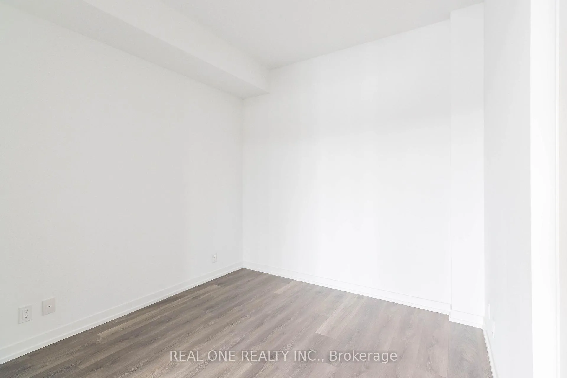 Photo 23 of Unit 722, 2020 Bathurst Street, Toronto, Humewood-Cedarvale — HOMEH