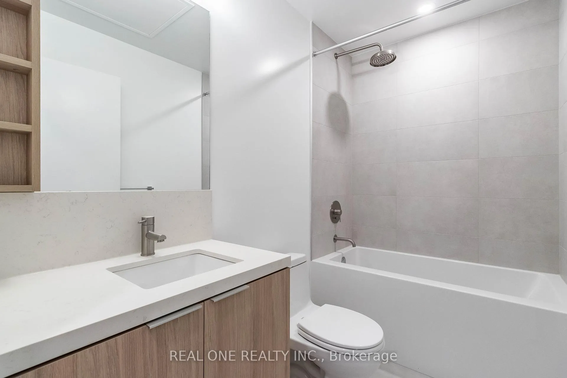 Photo 27 of Unit 722, 2020 Bathurst Street, Toronto, Humewood-Cedarvale — HOMEH