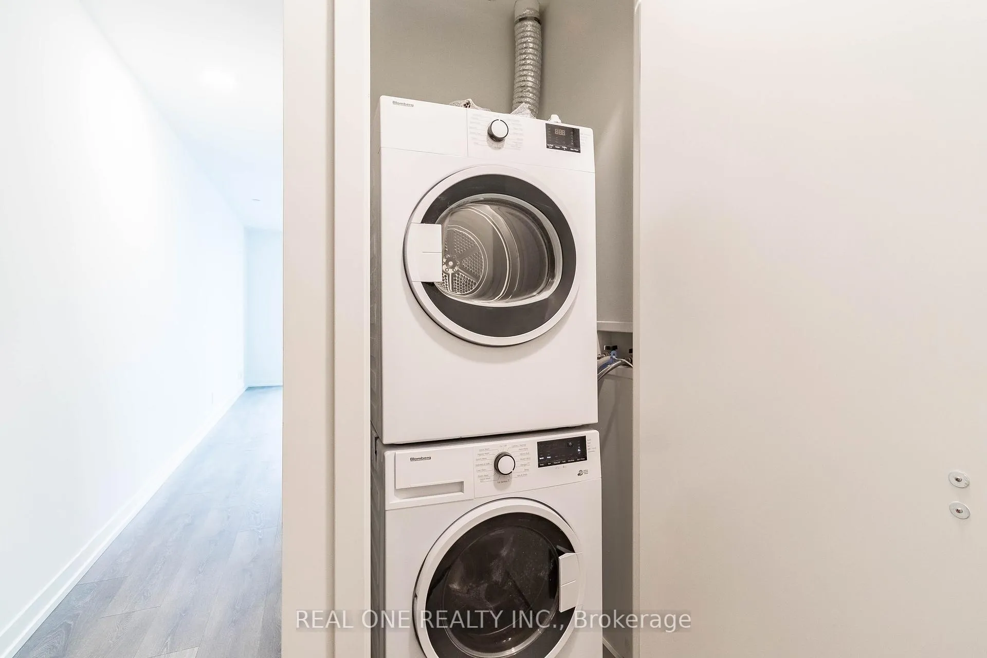 Photo 29 of Unit 722, 2020 Bathurst Street, Toronto, Humewood-Cedarvale — HOMEH
