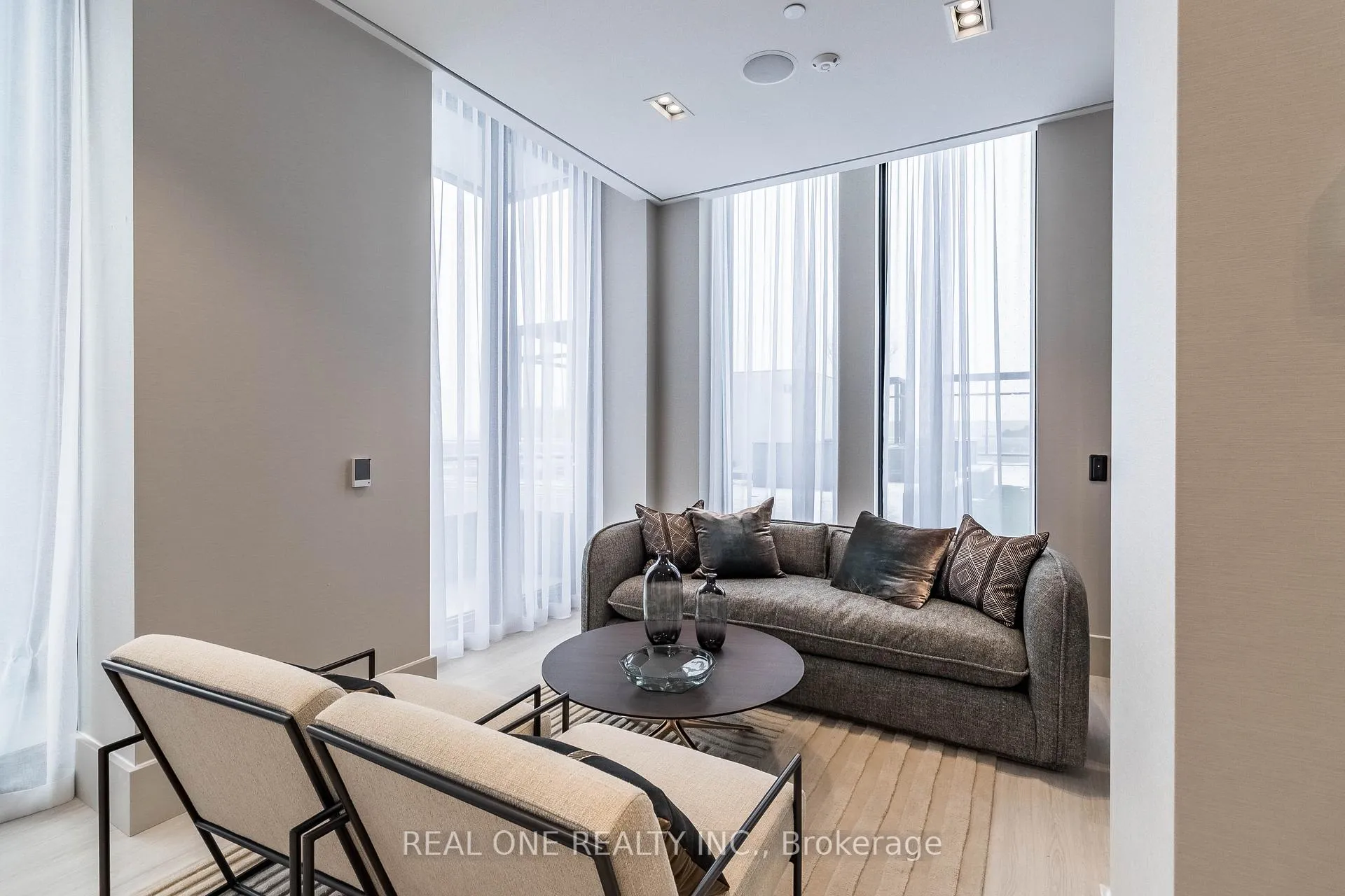 Photo 32 of Unit 722, 2020 Bathurst Street, Toronto, Humewood-Cedarvale — HOMEH