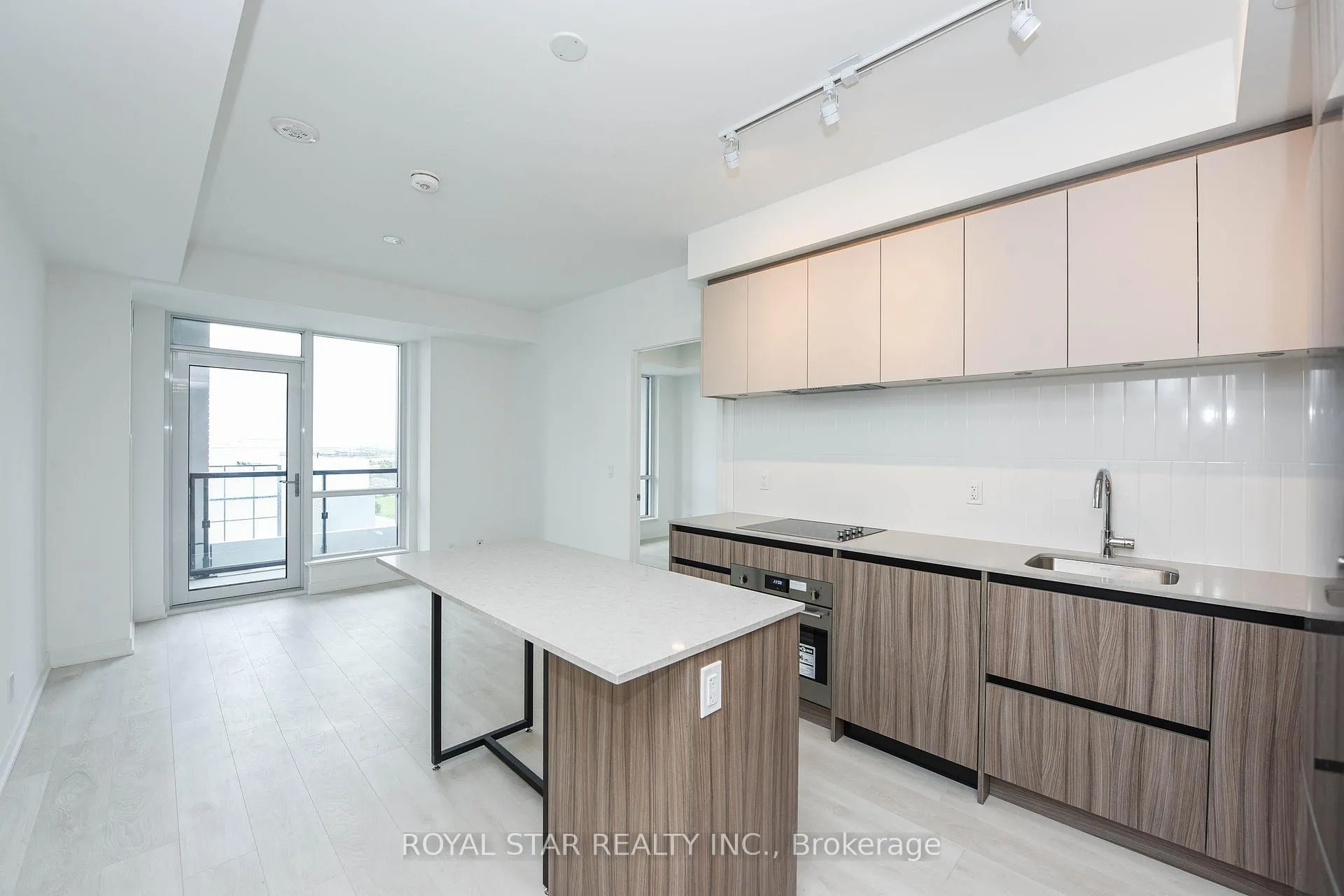 Photo 7 of Unit 1502, 7950 Bathurst Street, Vaughan, Beverley Glen — HOMEH