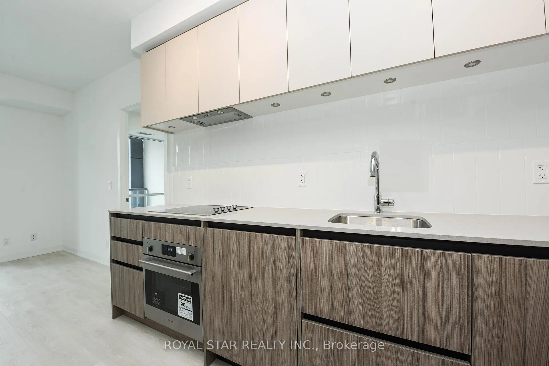 Photo 8 of Unit 1502, 7950 Bathurst Street, Vaughan, Beverley Glen — HOMEH