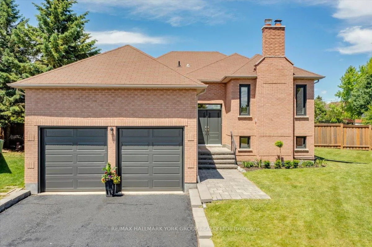 Front of 14 Aynsley Place