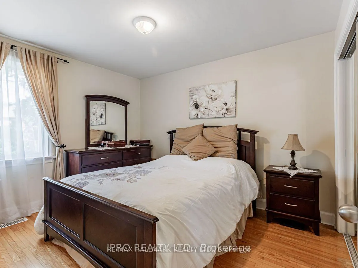 Photo 12 of 46 Tiago Avenue, Toronto, O'Connor-Parkview — HOMEH