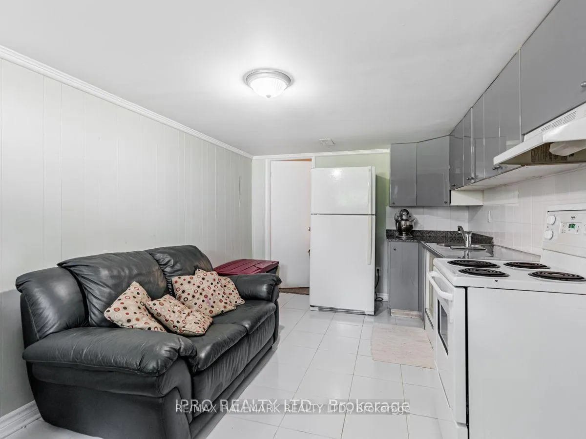 Photo 14 of 46 Tiago Avenue, Toronto, O'Connor-Parkview — HOMEH