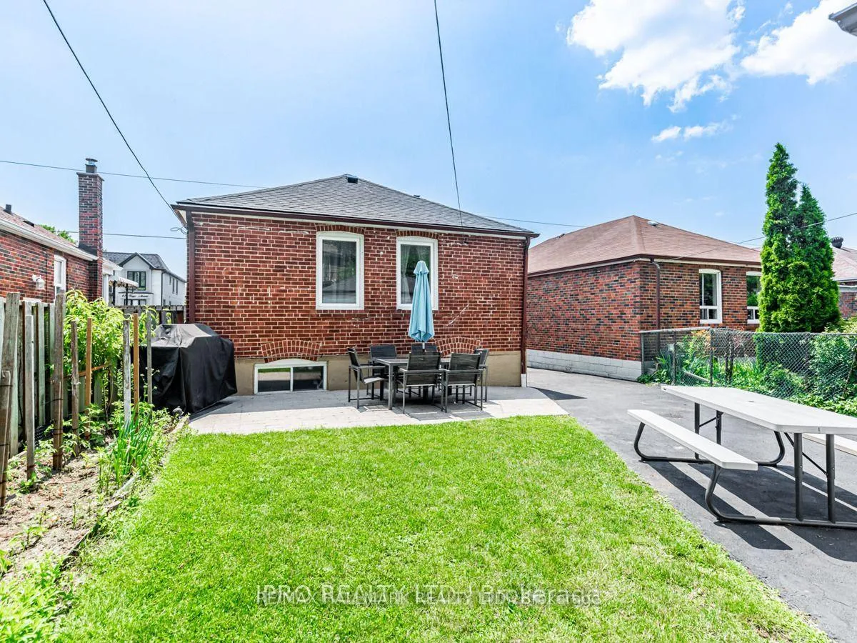 Photo 21 of 46 Tiago Avenue, Toronto, O'Connor-Parkview — HOMEH