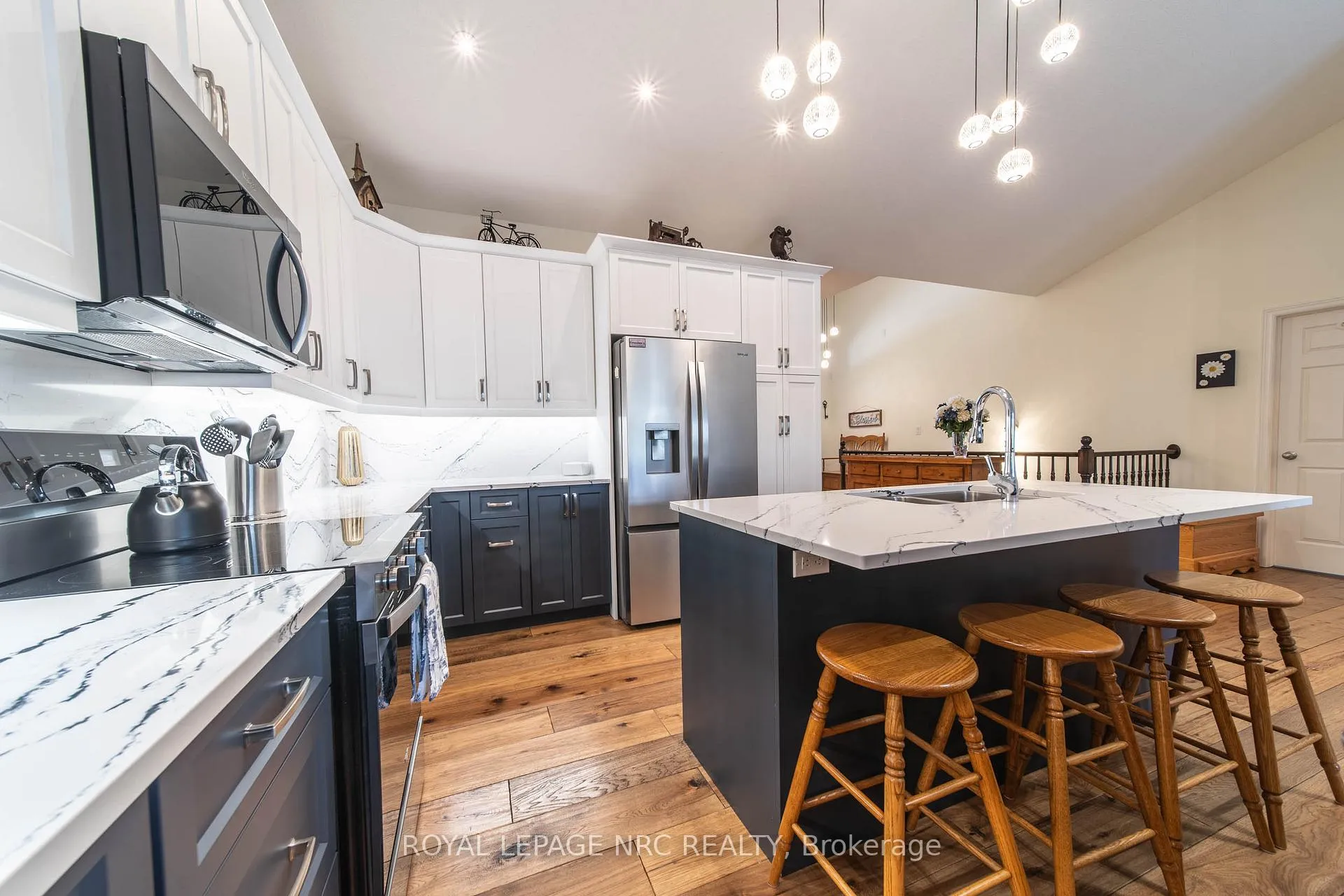 Photo 6 of Unit 39, 9440 Eagle Ridge Drive, Niagara Falls, Forestview — HOMEH