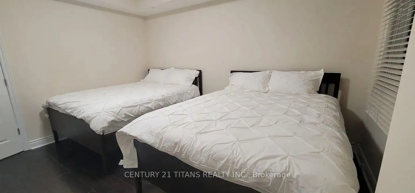 Photo 7 of Unit main, 2931 Bur Oak Avenue S, Markham, Cornell — HOMEH