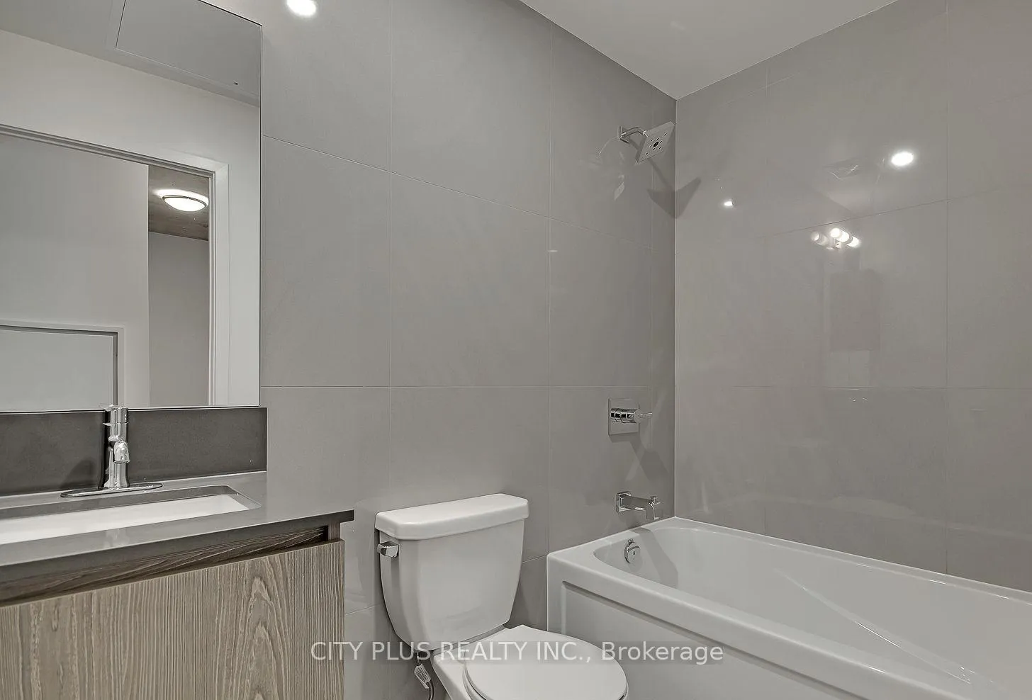 Photo 6 of Unit 1101, 45 Baseball Place S, Toronto, South Riverdale — HOMEH