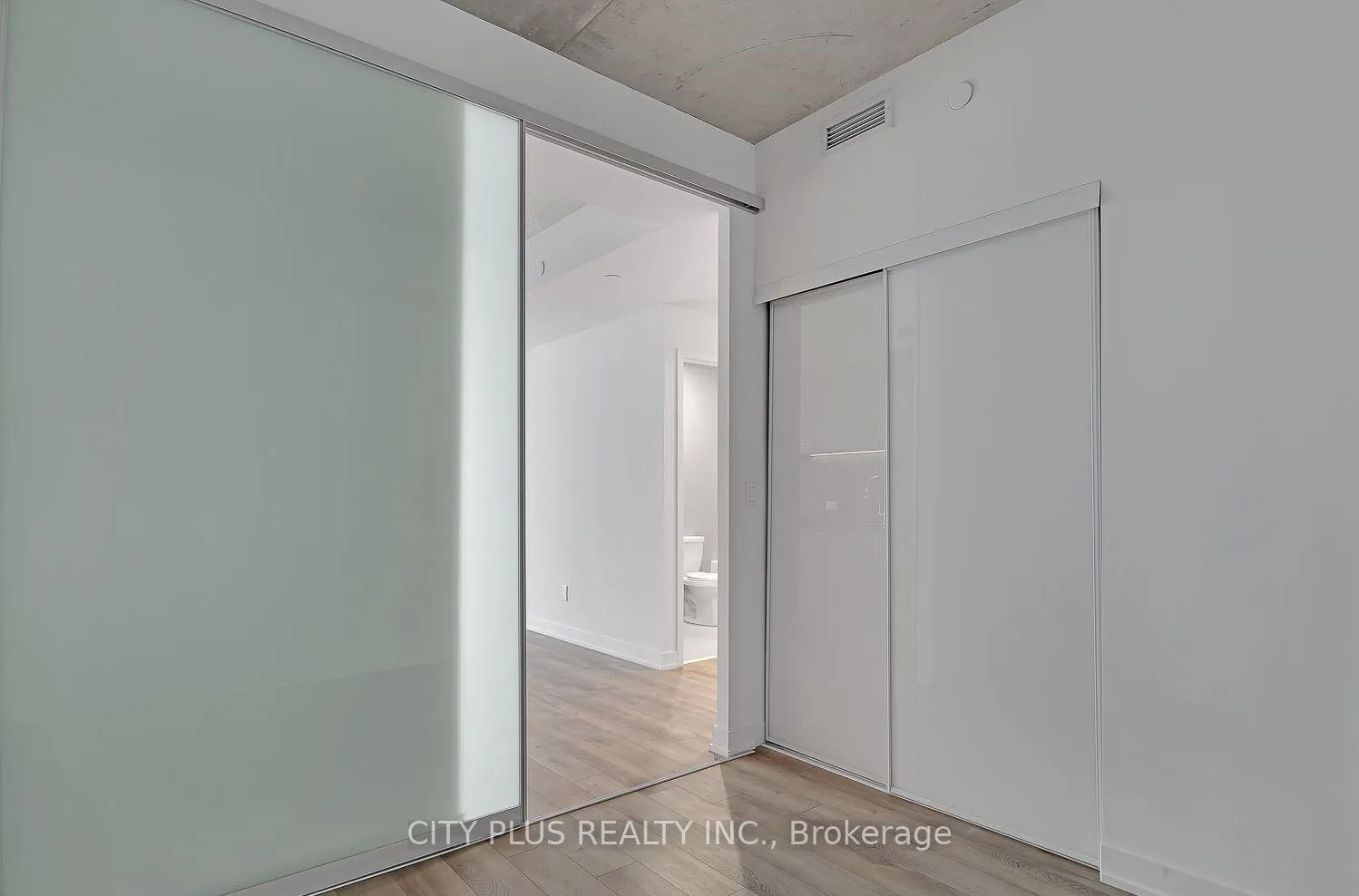 Photo 15 of Unit 1101, 45 Baseball Place S, Toronto, South Riverdale — HOMEH