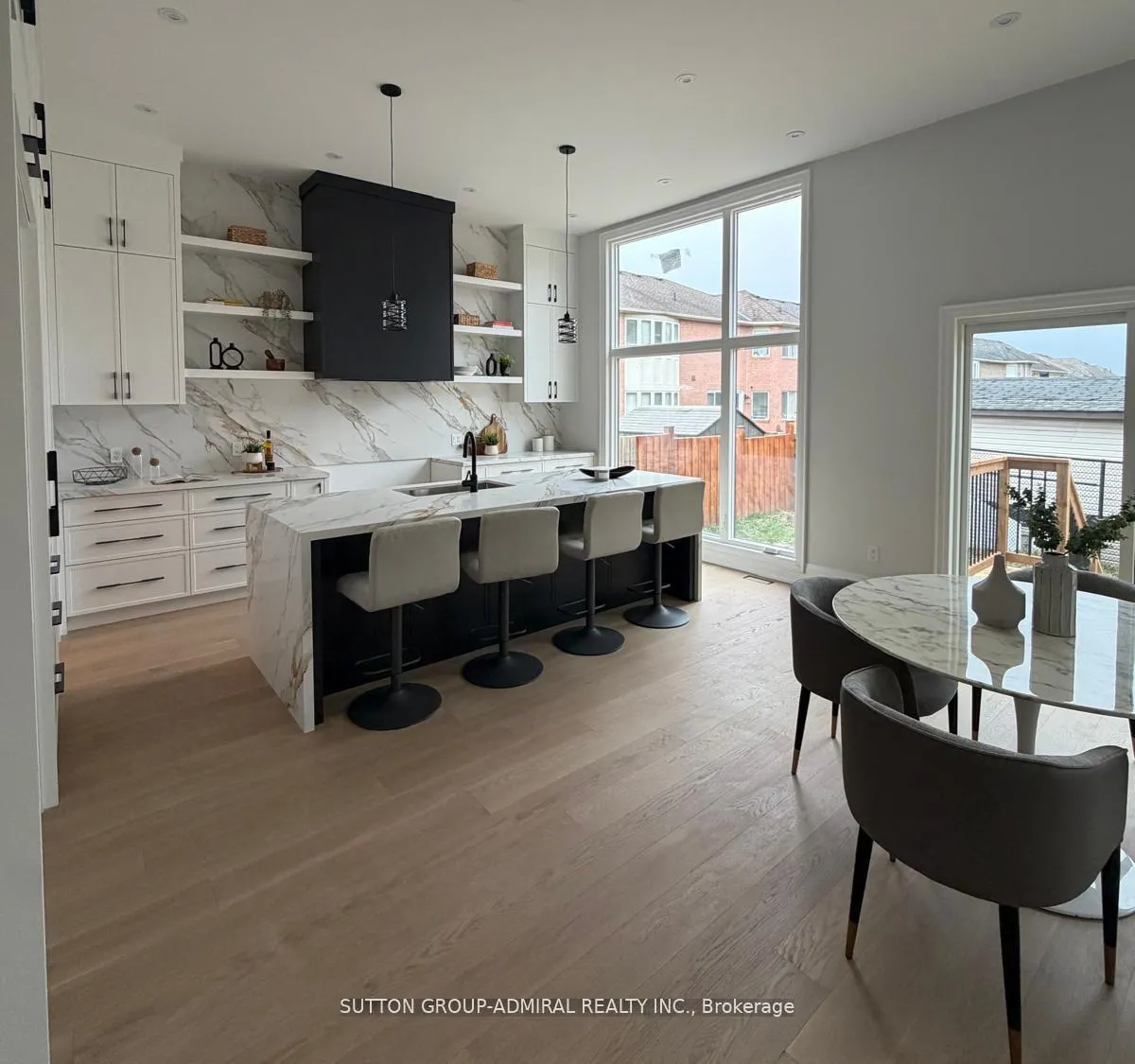 Photo 5 of 24 Valleywest Road, Brampton, Vales of Castlemore — HOMEH