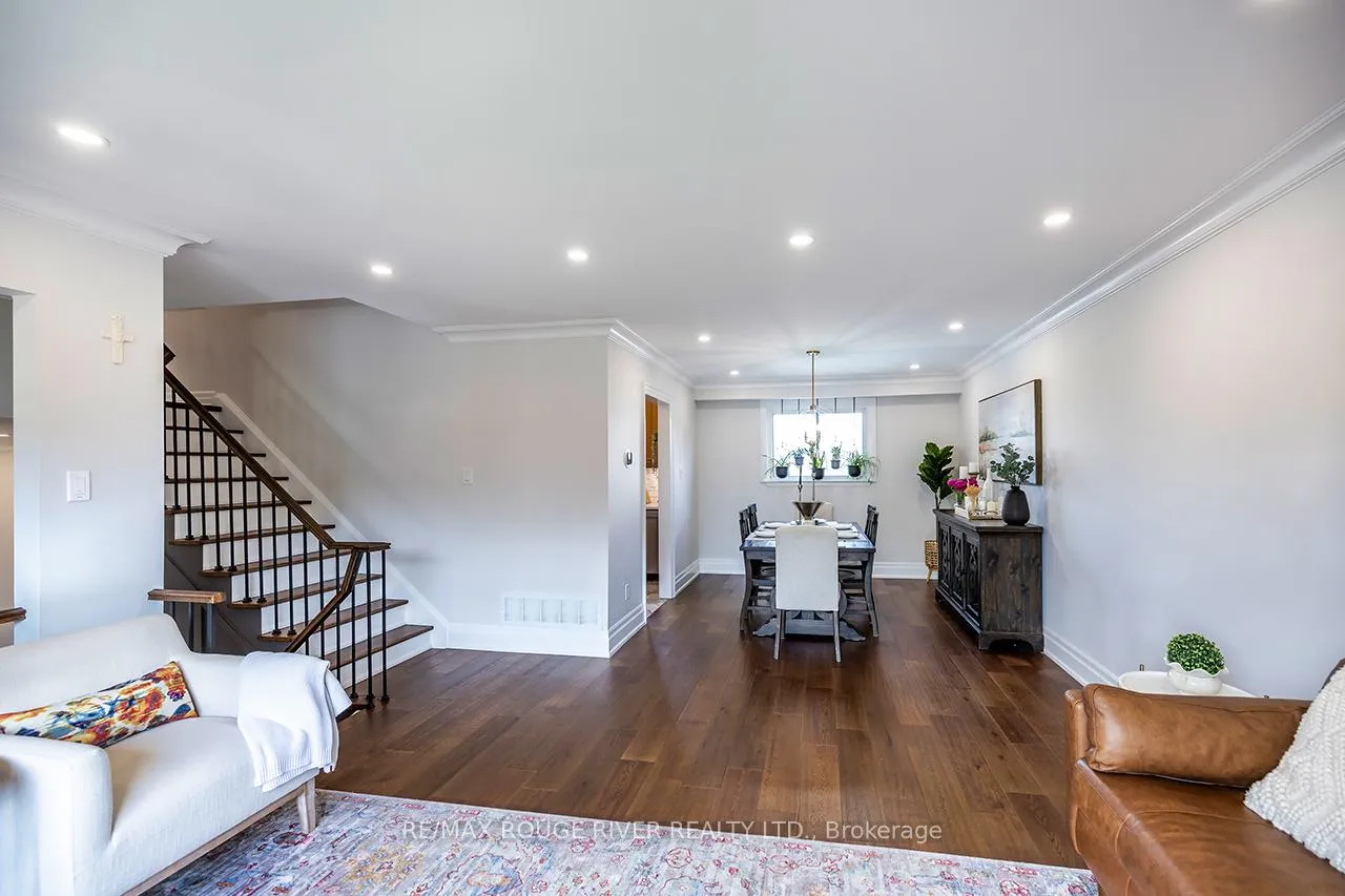 Photo 7 of 108 Roser Crescent, Clarington, Bowmanville — HOMEH