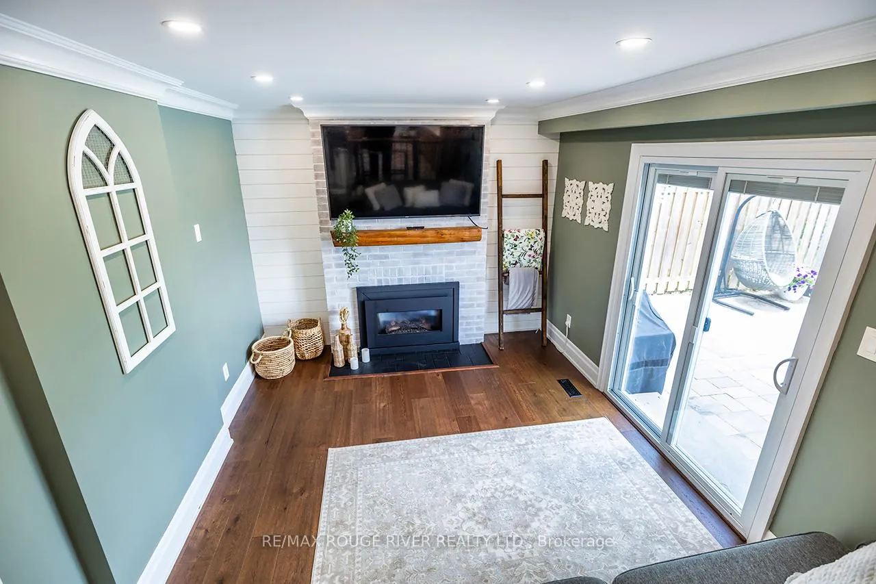 Photo 15 of 108 Roser Crescent, Clarington, Bowmanville — HOMEH