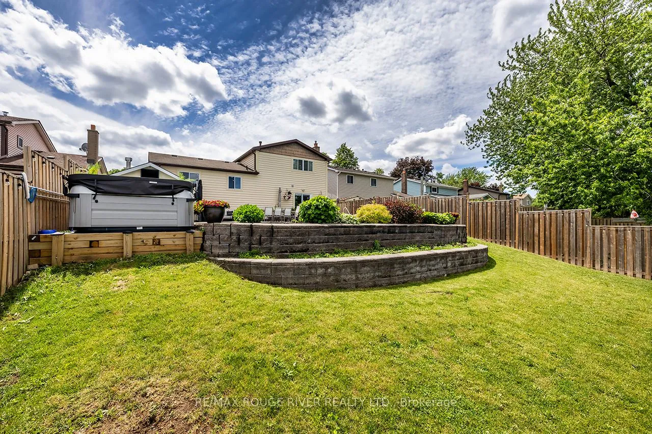 Photo 45 of 108 Roser Crescent, Clarington, Bowmanville — HOMEH