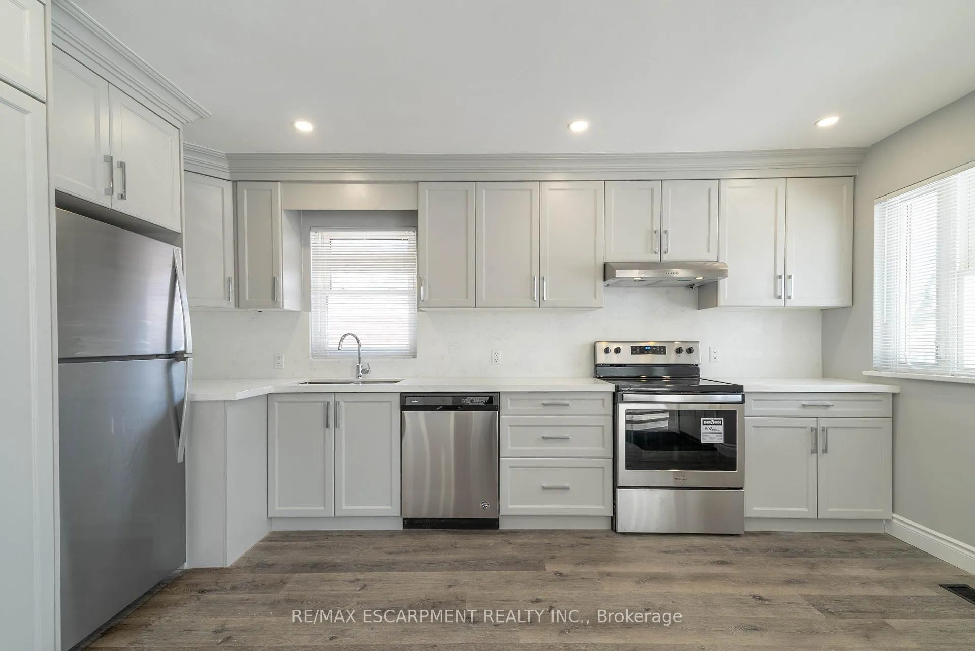 Photo 3 of Unit 1, 196 Upper Paradise Road, Hamilton, Westcliffe — HOMEH