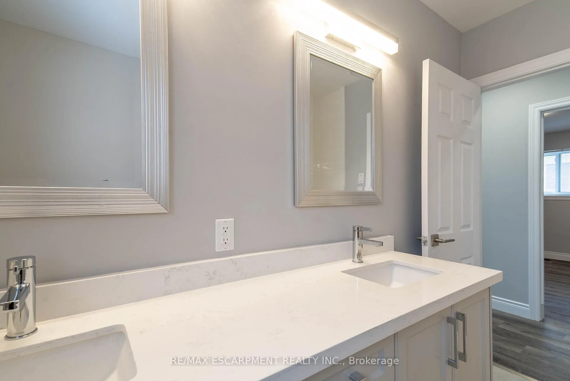 Photo 12 of Unit 1, 196 Upper Paradise Road, Hamilton, Westcliffe — HOMEH