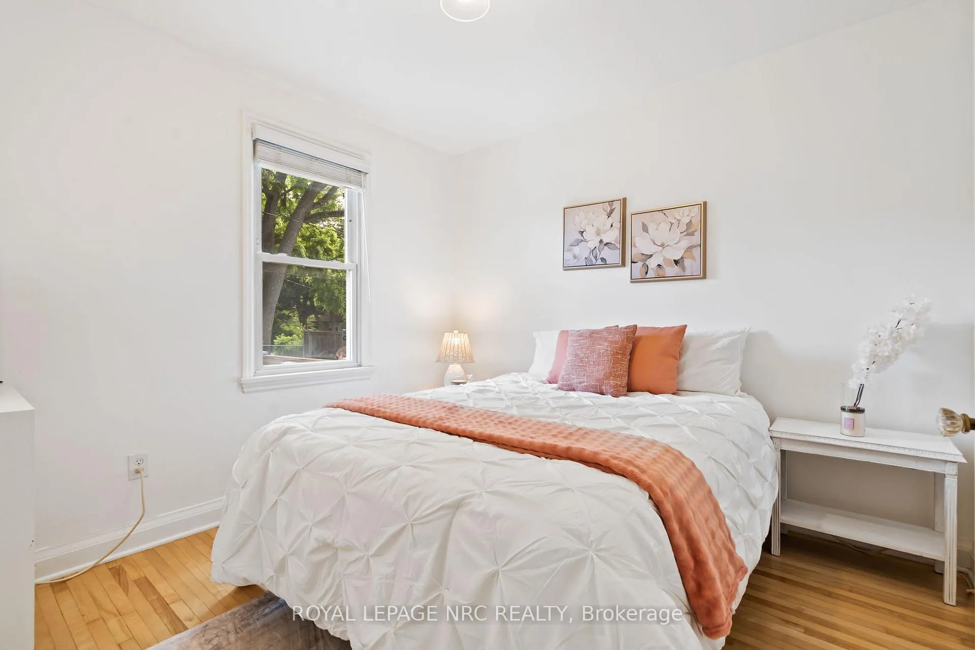 Photo 11 of 3 Philpark Road, St. Catharines, Port Dalhousie — HOMEH