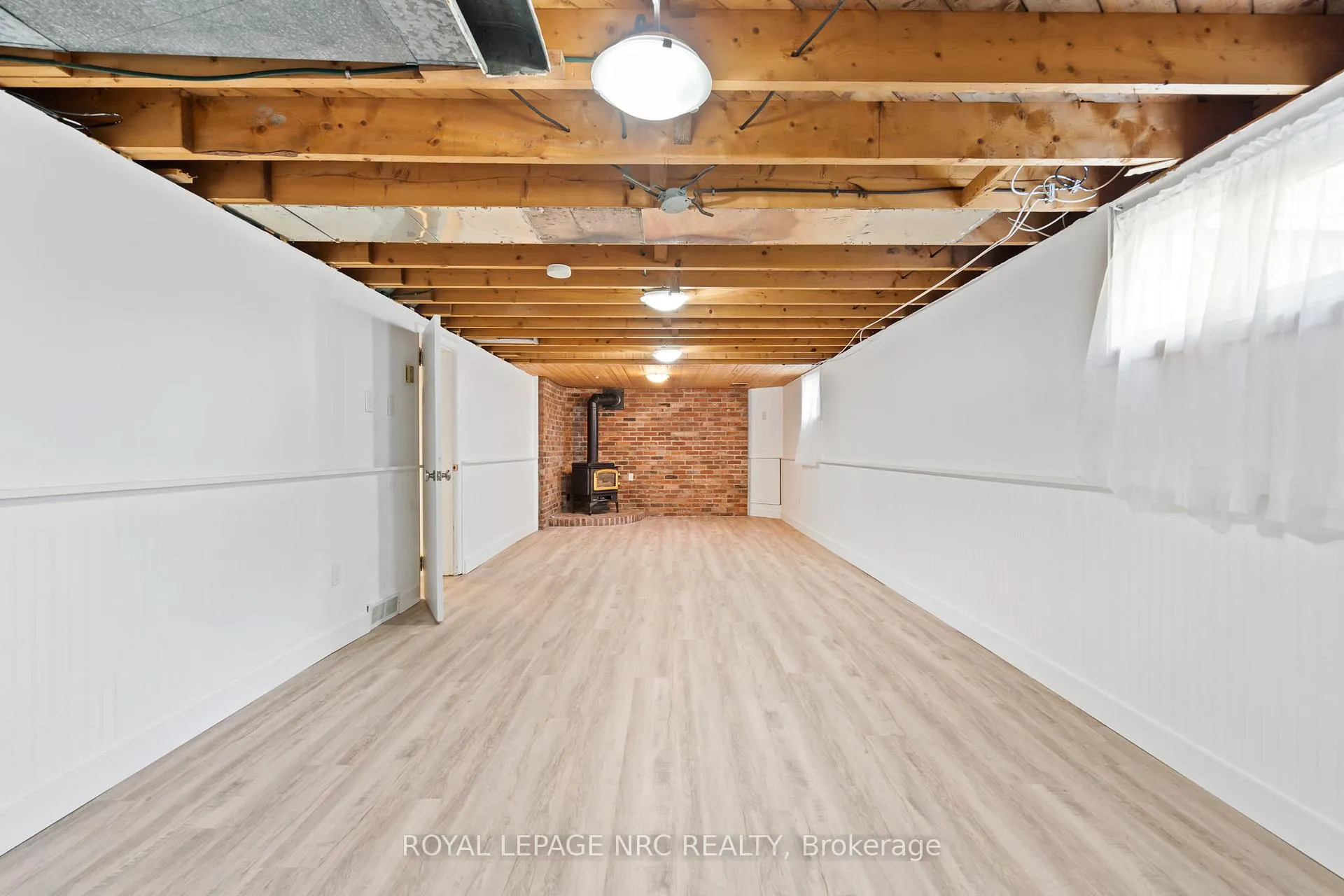 Photo 17 of 3 Philpark Road, St. Catharines, Port Dalhousie — HOMEH