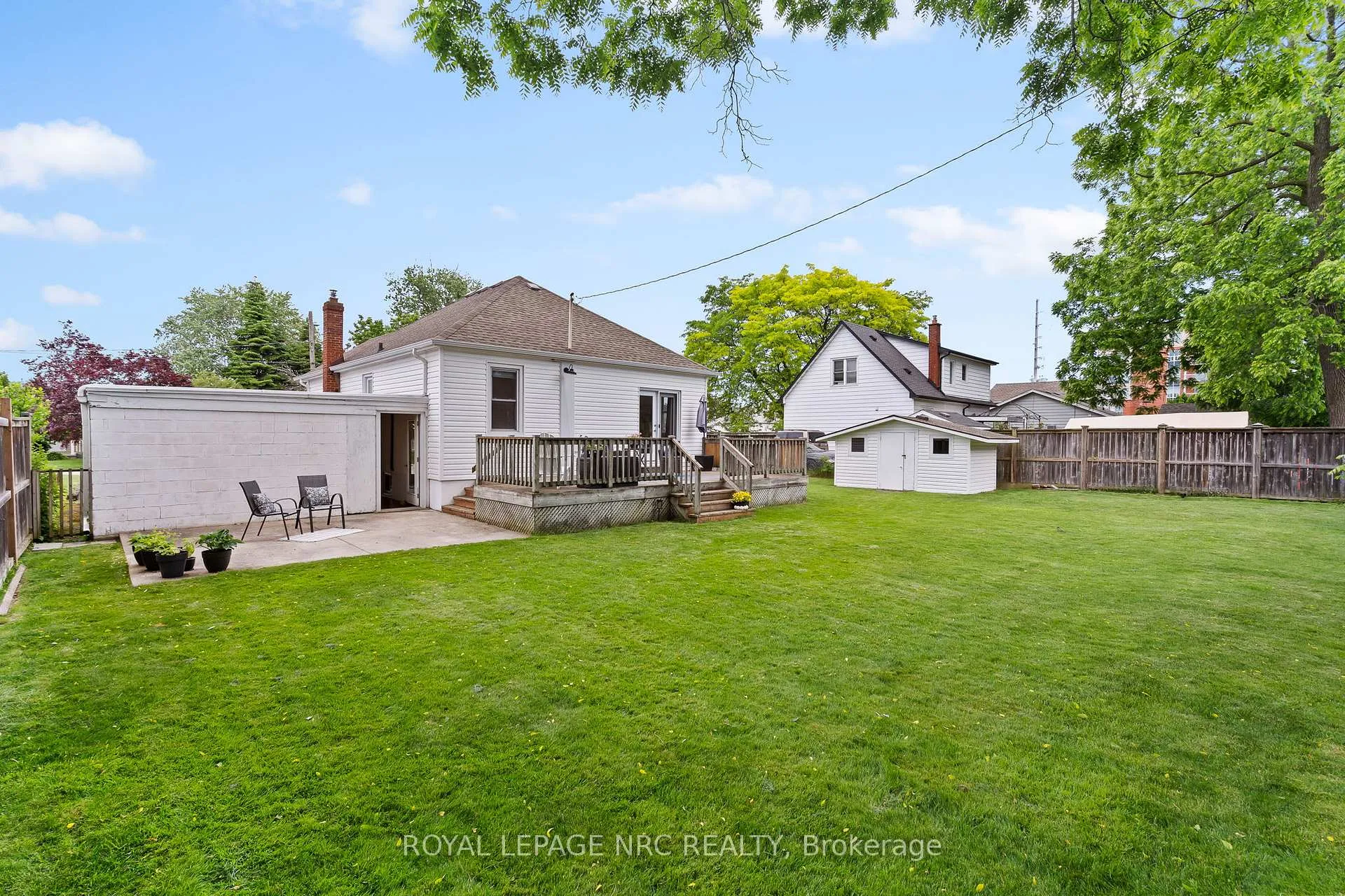 Photo 25 of 3 Philpark Road, St. Catharines, Port Dalhousie — HOMEH