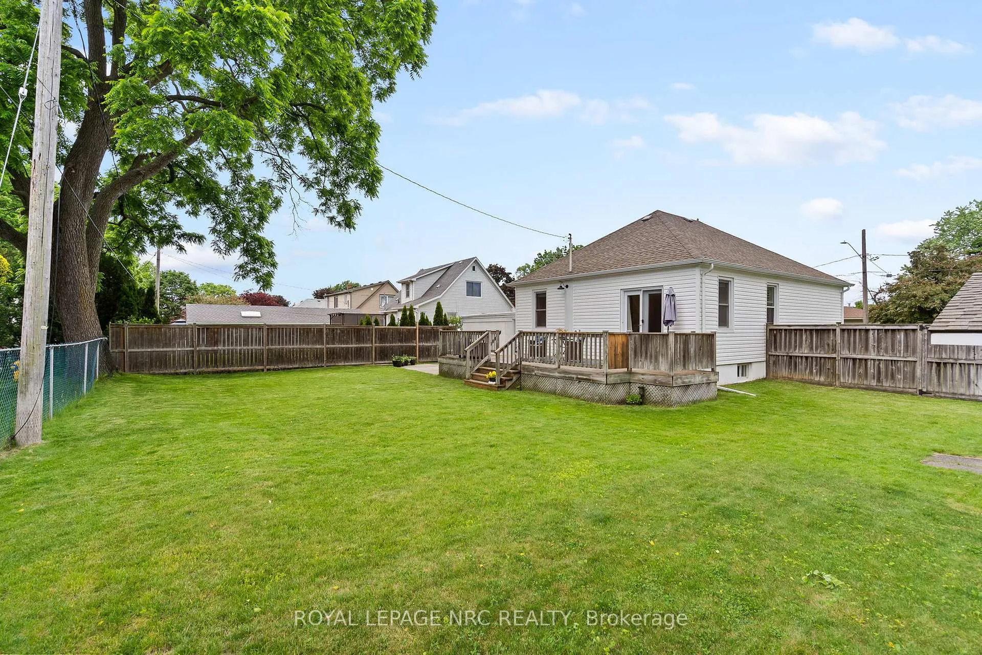 Photo 27 of 3 Philpark Road, St. Catharines, Port Dalhousie — HOMEH
