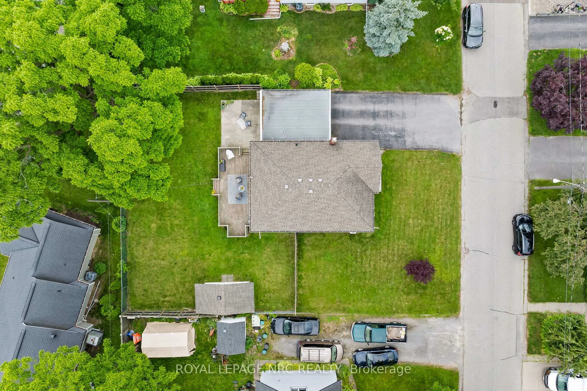 Photo 33 of 3 Philpark Road, St. Catharines, Port Dalhousie — HOMEH