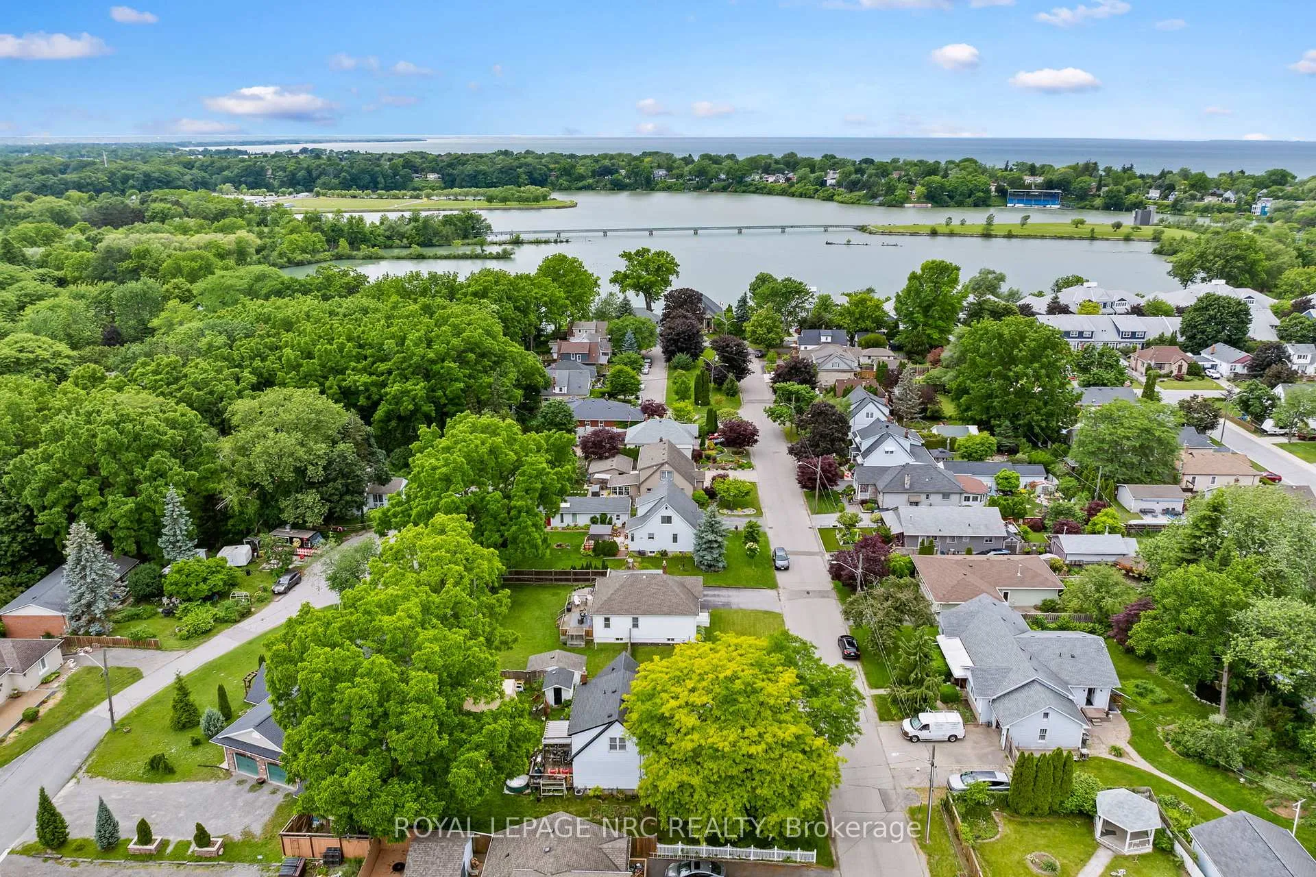 Photo 35 of 3 Philpark Road, St. Catharines, Port Dalhousie — HOMEH