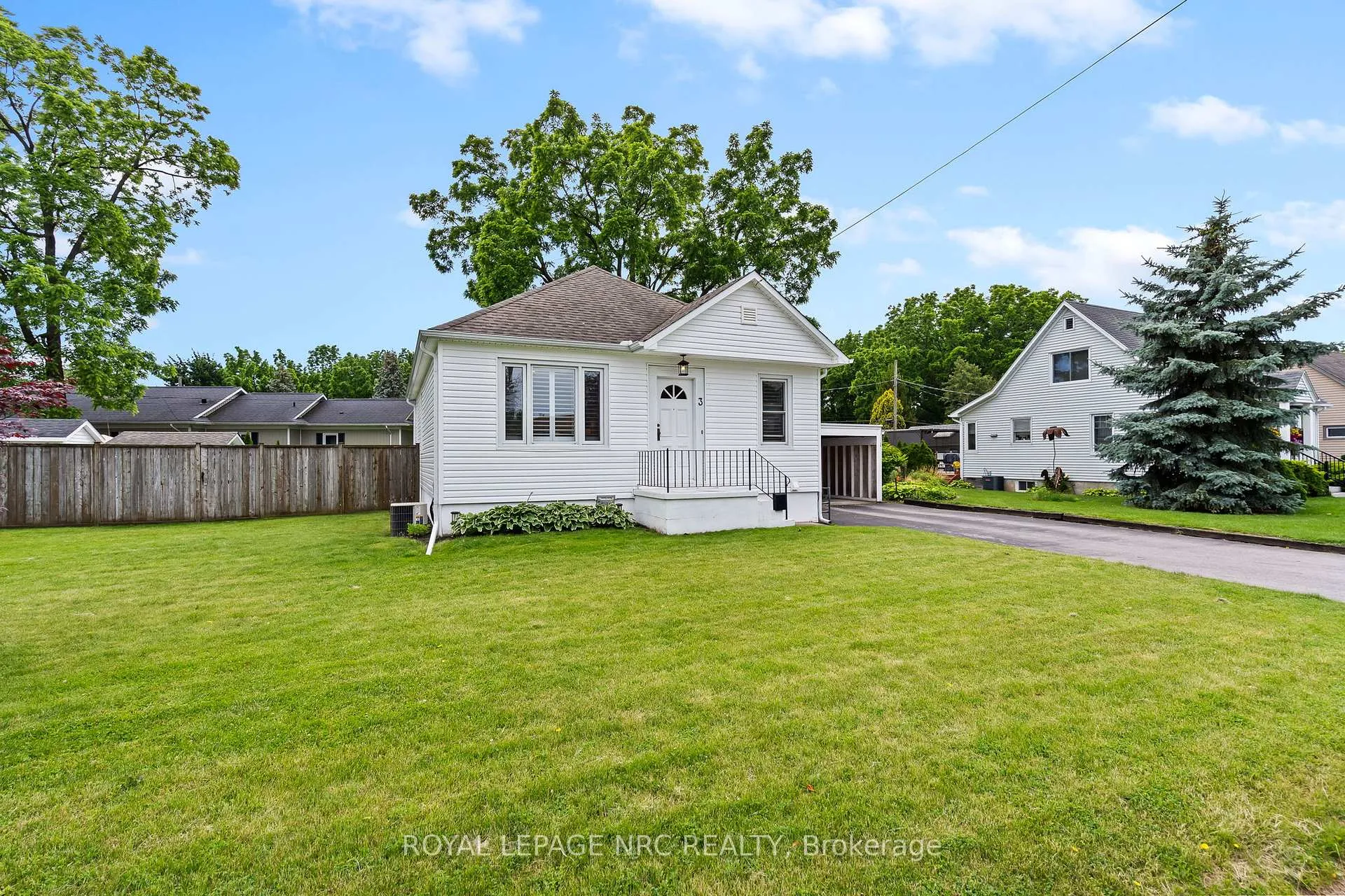 Photo 46 of 3 Philpark Road, St. Catharines, Port Dalhousie — HOMEH